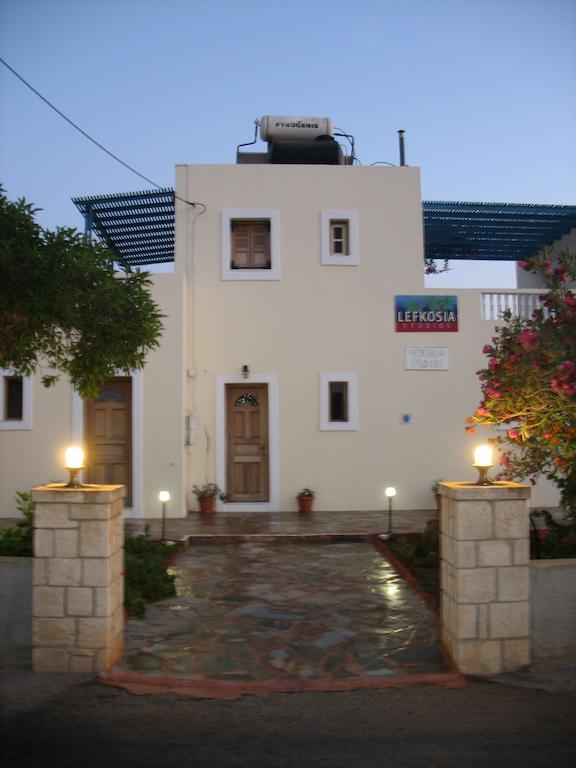 Lefkosia Studios Lefkos  Luaran gambar